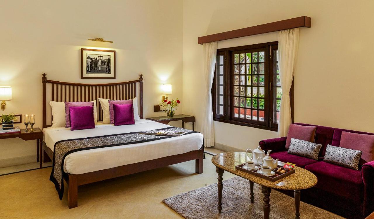 Jehan Numa Palace Hotel Бхопал Экстерьер фото
