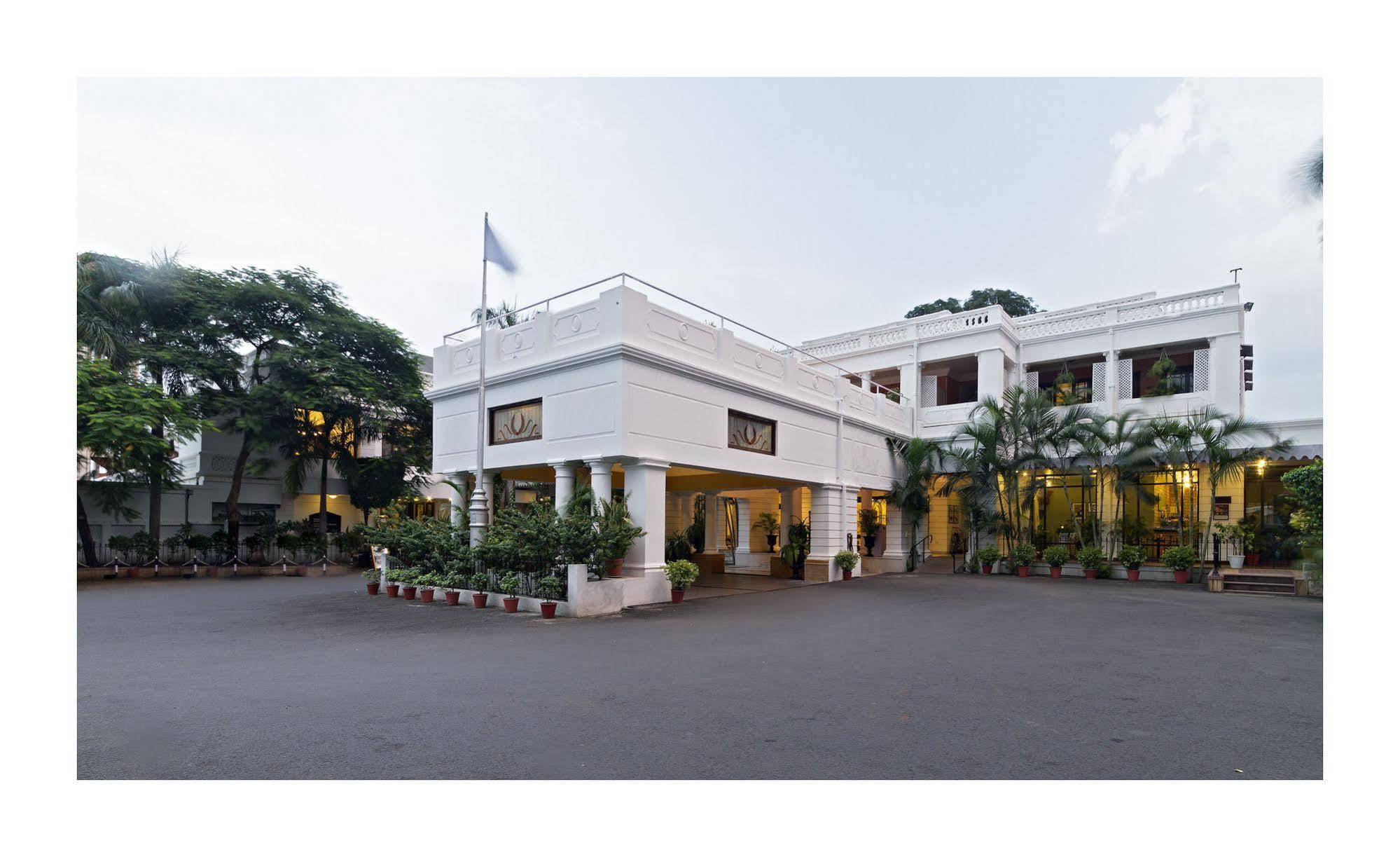 Jehan Numa Palace Hotel Бхопал Экстерьер фото